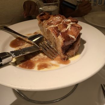 Shaw's Crab House - Bread pudding - Seafood Near Me - Chicago, Illinois
