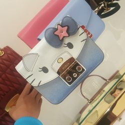 Furla - Last year's HK finally found it's way to the outlet