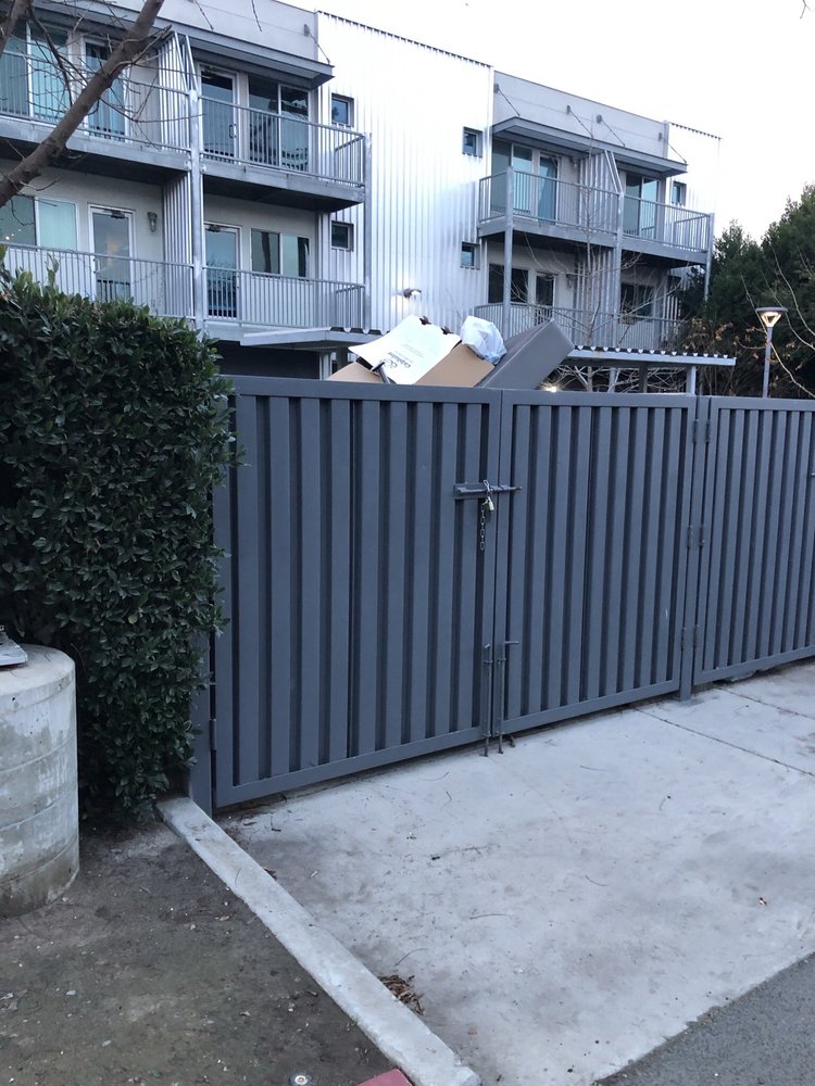 IRON BIRD LOFTS Updated August 2024 12 Photos 1901 Fulton St