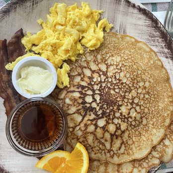 Pink House Cafe - Pink House Pancakes - A good breakfast option for those looking for a more traditional breakfast meal! - Cafes Near Me - Independence, Oregon