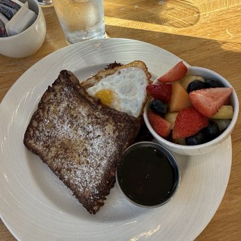 Portico - Monte Cristo breakfast - New American Near Me - Grand Rapids, Michigan Portico - Monte Cristo breakfast - New American Near Me - Grand Rapids, Michigan