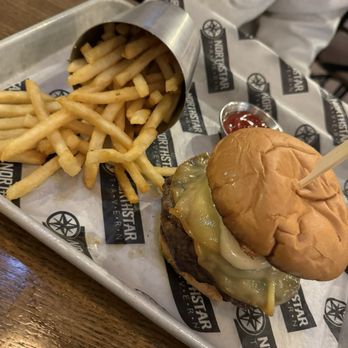 NorthStar Tavern - Bacon Jam Burger - Beer Bar Near Me - Bloomington, Minnesota