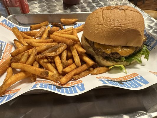 Airport Cafe & Liquors by null