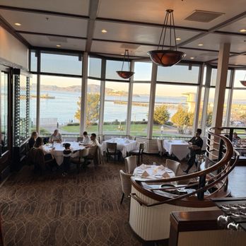 McCormick and Kuleto's - Dinning area - Seafood Near Me - San Francisco, California