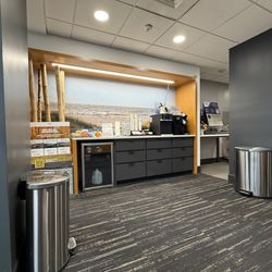 Brigham-Gill Village Chrysler Dodge Jeep Ram - Waiting area