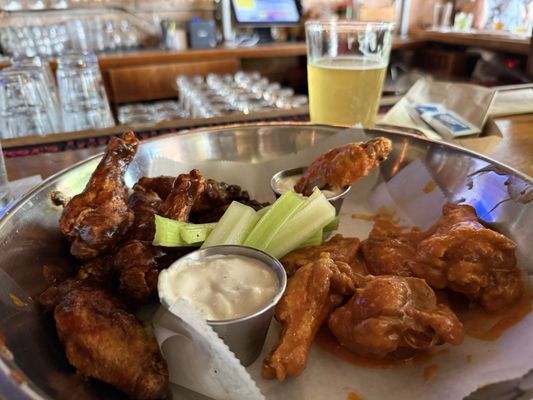 Growlers Pourhouse by null