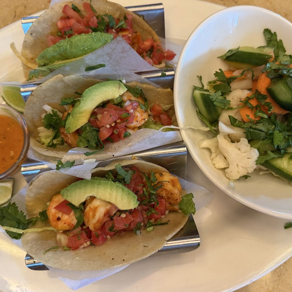 The Cheesecake Factory - Skinnylicious shrimp tacos - American Near Me - Cherry Hill, New Jersey The Cheesecake Factory - Skinnylicious shrimp tacos - American Near Me - Cherry Hill, New Jersey