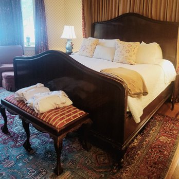The Inn at Erlowest - Our room Howe!! - Hotels Near Me - Lake George, New York The Inn at Erlowest - Our room Howe!! - Hotels Near Me - Lake George, New York