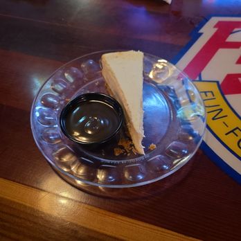 Fricker's - Cheese cake with caramel - Chicken Wings Near Me - PERRYSBURG, Ohio