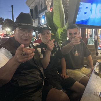 Killarney Pub & Grill - Tourist photo of Australian youth. - Irish Pub Near Me - Huntington Beach, California Killarney Pub & Grill - Tourist photo of Australian youth. - Irish Pub Near Me - Huntington Beach, California