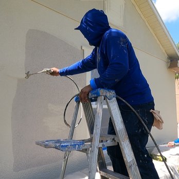 Sierra Development & Construction - Residential home painting. Orlando, Florida - Pressure Washers Near Me - Orlando, Florida