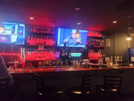 Piazza's Italian Restaurant & Sportsbar by null