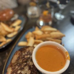 The Library Collegeville - Short rib grilled cheese with tomato soup and side of French fries