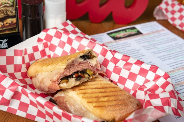 Mimis Deli by null