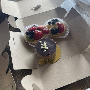 La Petite Bakery - Bakeries Near Me - Denver, Colorado