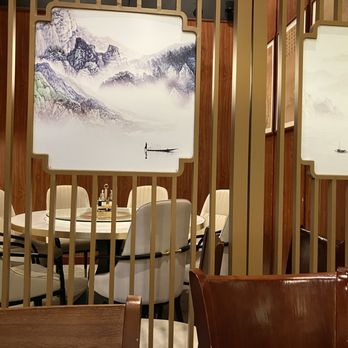 Corner Dumpling House - Interior - Pan Asian Near Me - Cincinnati, Ohio