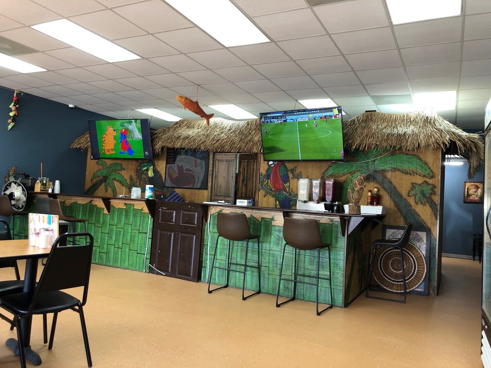 Mercadito Latino Restaurant Logo