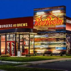 Red Robin Gourmet Burgers and Brews - The front of the resturant