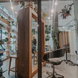 Anton Acero Beauty Studio