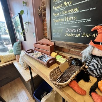 Sweet Crimes - Bakeries Near Me - Washington Dc, District of Columbia