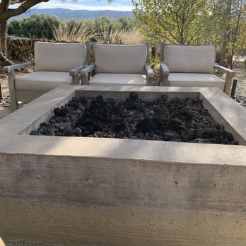 Séka Hills Tasting Room - Nice fire pit - Venues & Event Spaces Near Me - Brooks, California Séka Hills Tasting Room - Nice fire pit - Venues & Event Spaces Near Me - Brooks, California