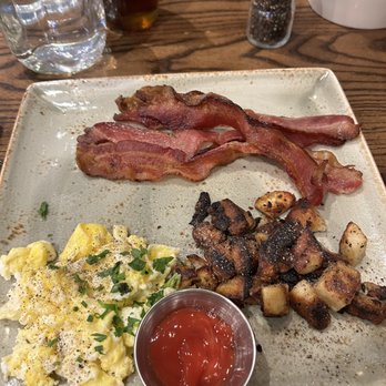 First Watch - Ultimate breakfast that included burnt potatoes - Breakfast & Brunch Near Me - Atlanta, Georgia