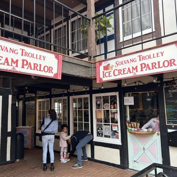 Solvang Trolley Ice Cream Parlor - Desserts Near Me - Solvang, California