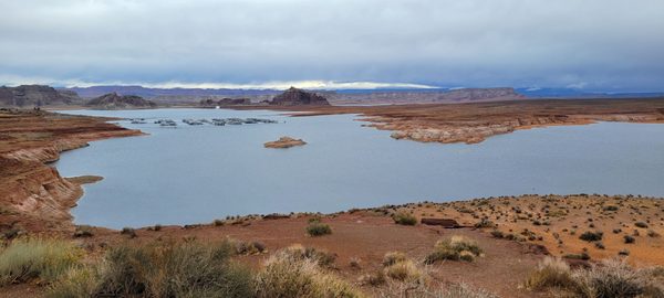 Wahweap Overlook by null