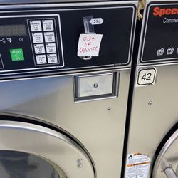 Super Laundromat - Always something