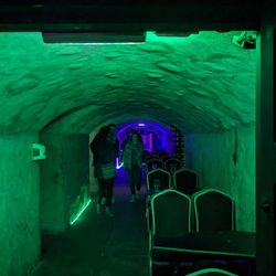The Banshee Labyrinth - Cavern hallway