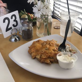 The Gingham Cafe - Cafes Near Me - Clarksville, Tennessee