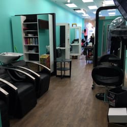 Trends Salon - Massage shampoo chairs!