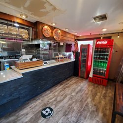 Sparky's Pizza - Damascus - Restaurants in Damascus