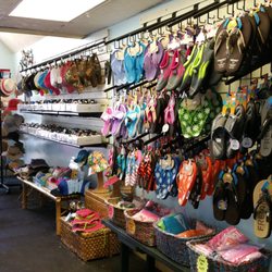 Wicked Good Ice Cream - Shoe store is adjacent to the ice cream shop