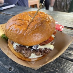 Lib’s Diner - Bacon blue burger