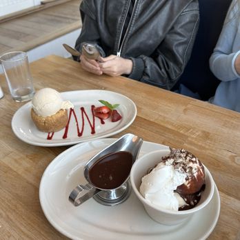 Coastal Kitchen - The butter cake and the hot fudge sundae - New American Near Me - Dana Point, California Coastal Kitchen - The butter cake and the hot fudge sundae - New American Near Me - Dana Point, California