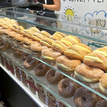 Mercato Centrale - Donuts w nutella - Food Court Near Me - Florence, FI