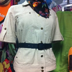 Mimi's Boutique Fine Used Clothing Bought & Sold