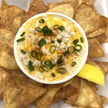 Queenz Bistro and Diner - Diners Near Me - Reedville, Virginia