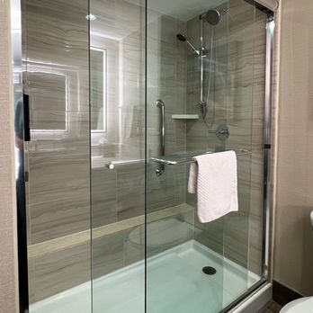 Hilton Toronto - Hotels Near Me - Toronto, Ontario