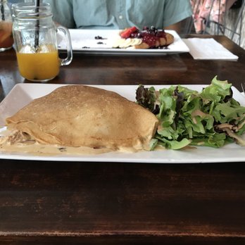 Blue Daisy - Creamy Chicken Mushroom Crepe - Creperies Near Me - Santa Monica, California Blue Daisy - Creamy Chicken Mushroom Crepe - Creperies Near Me - Santa Monica, California