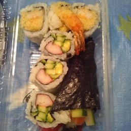Winter sushi combo
