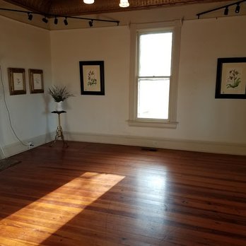 The Veranda Historic Inn - Downstairs room. When we checked in they had a yoga class going! - Hotels Near Me - Senoia, Georgia The Veranda Historic Inn - Downstairs room. When we checked in they had a yoga class going! - Hotels Near Me - Senoia, Georgia