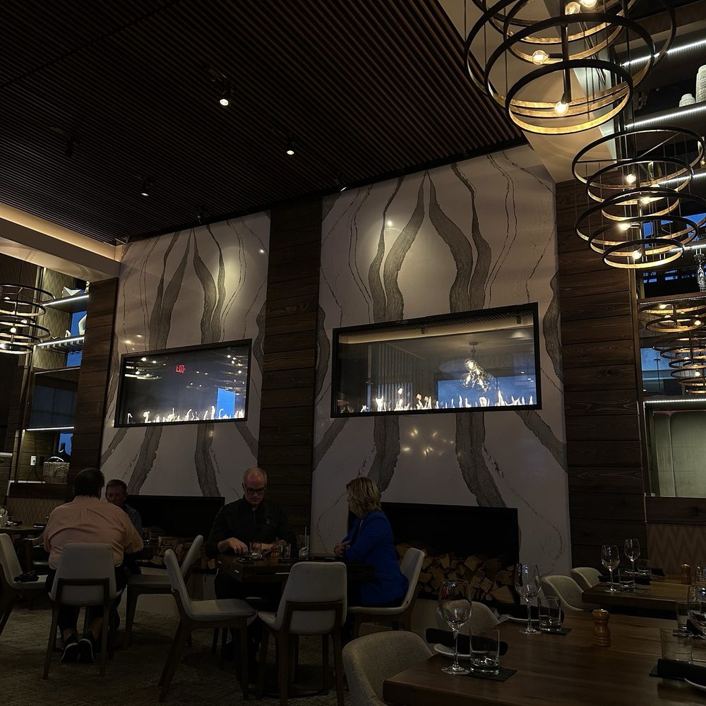 Cuts Steakhouse - Vibes - Steakhouses Near Me - Suwanee, Georgia
