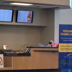 LA Fitness - The nutrition bar is open again!