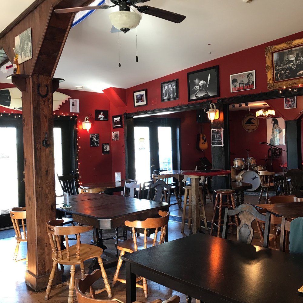Groundswell Pub - the interior of the pub - Pubs Near Me - D'Escousse, Nova Scotia