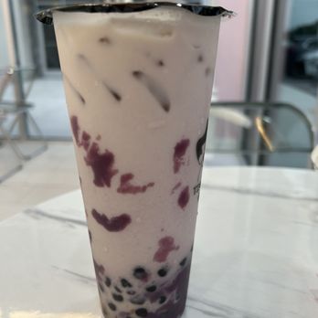 Tsaocaa - St Johns - Purple Potato Milk Tea W. Bubble - Desserts Near Me - Saint Johns, Florida