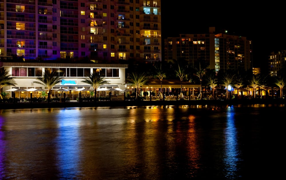 Shooters Waterfront