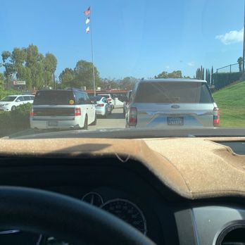 Escondido Christian School - Line for kiddo pickup or just park and walk up. - Middle Schools & High Schools Near Me - Escondido, California