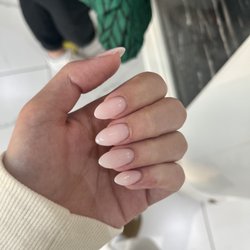 Lush Nail Bar - Sns nails